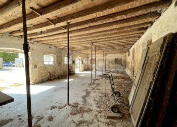 INTERNI PT - Villa Via Merlana 18, Santa Maria La Longa - foto 8