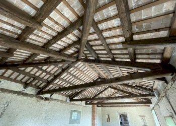 TETTO - Villa Via Merlana 18, Santa Maria La Longa - foto 17