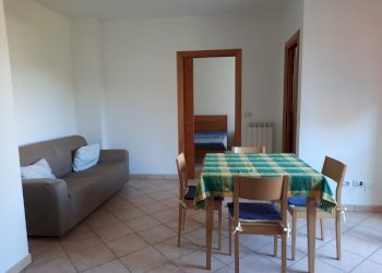 6.jpg - Three-room apartment Sarzana - photo 3