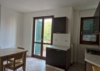 20260402_160102.jpg - Three-room apartment Sarzana - photo 13