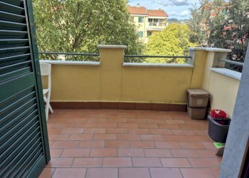 20260402_160526.jpg - Three-room apartment Sarzana - photo 19