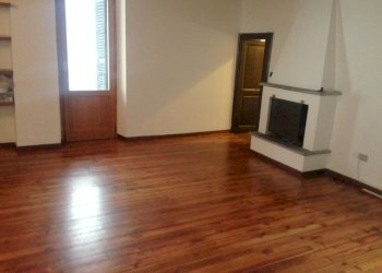 salone - Rustic Strada Comunale di Mongreno 158, Torino - photo 20