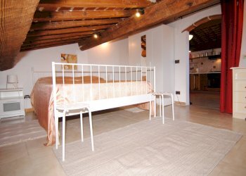 CAMERA MATRIMONIALE - Appartamento Livorno - foto 10