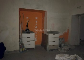 IMG_2796.JPG - Locale Commerciale Via Don Giovanni  Bosco, Caserta - foto 3