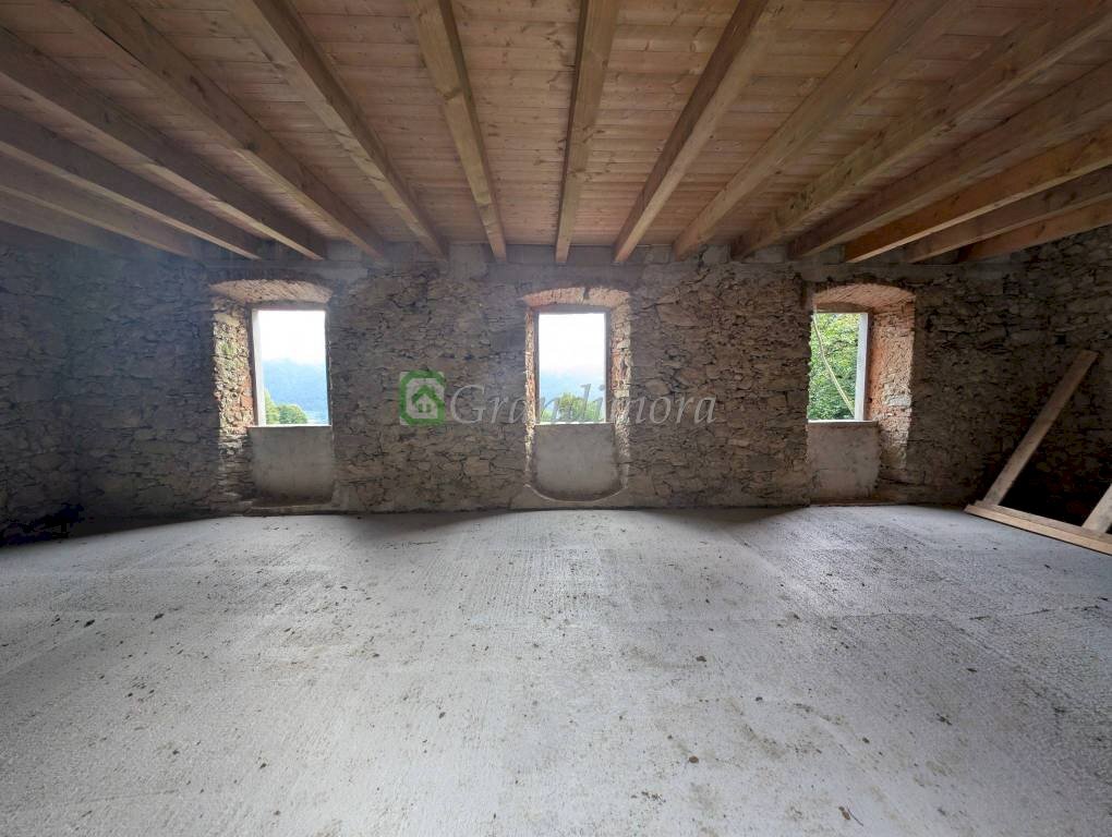 Stanza non arredata - Rustico Zogno - foto 3