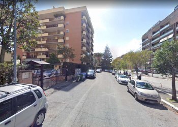 POSTI AUTO - Parking space viale della Grande Muraglia, Roma - photo 2