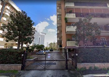 POSTI AUTO - Parking space viale della Grande Muraglia, Roma - photo 4