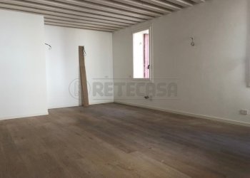 1 - Trilocale Bassano del Grappa - foto 1