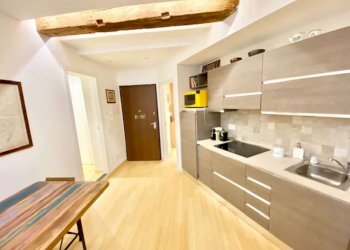 APPARTAMENTO AFFITTO ARREDATO CENTRO STORICO VIA G - Three-room apartment vico AL TROGOLETTO, Genova (neighborhood Centro Storico) - photo 2