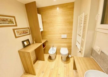 APPARTAMENTO AFFITTO ARREDATO CENTRO STORICO VIA G - Three-room apartment vico AL TROGOLETTO, Genova (neighborhood Centro Storico) - photo 16