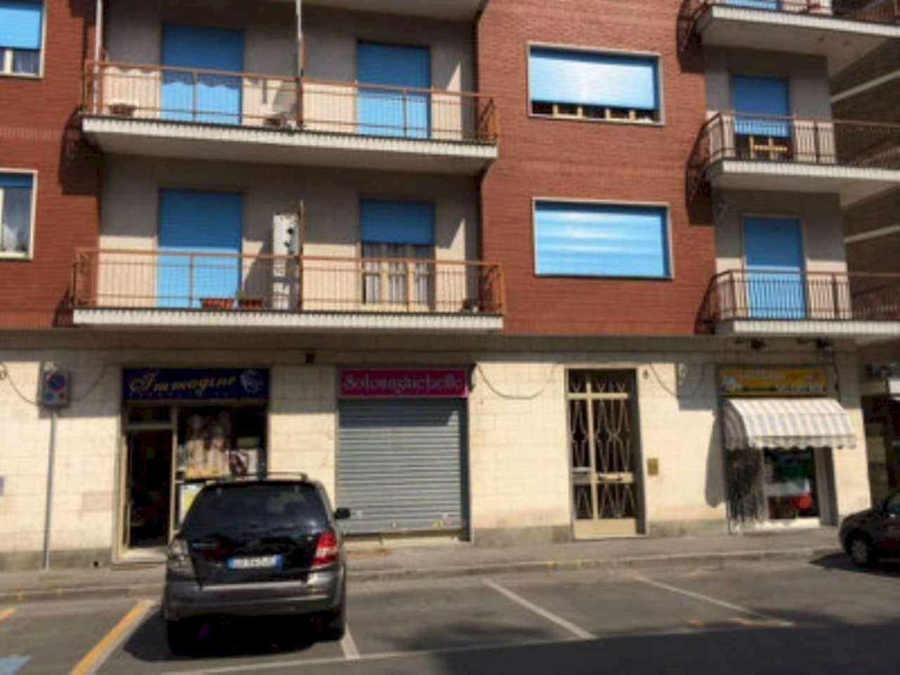 Negozio via brenta 10, Rivoli - foto 1