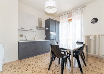 sala da pranzo - Quadrilocale vicolo Fucina, 5, Verzuolo - foto 3