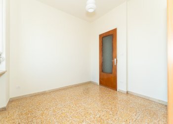 seconda camera da letto - Quadrilocale vicolo Fucina, 5, Verzuolo - foto 12