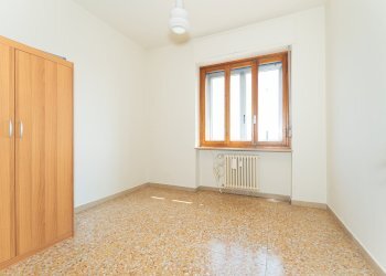 seconda camera da letto - Quadrilocale vicolo Fucina, 5, Verzuolo - foto 14