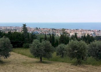 Building land Tortoreto - photo 1