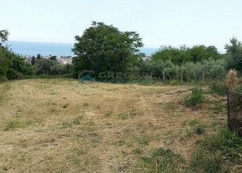 Building land Tortoreto - photo 2