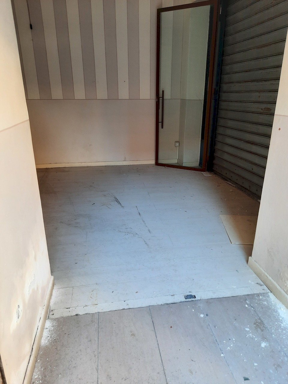 20211001_111747.jpg - Locale Commerciale piazza san michele, Lucca - foto 1