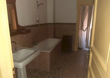 bagno 4.jpg - Appartamento Largo Porta Sant'Agostino 331, Modena - foto 20