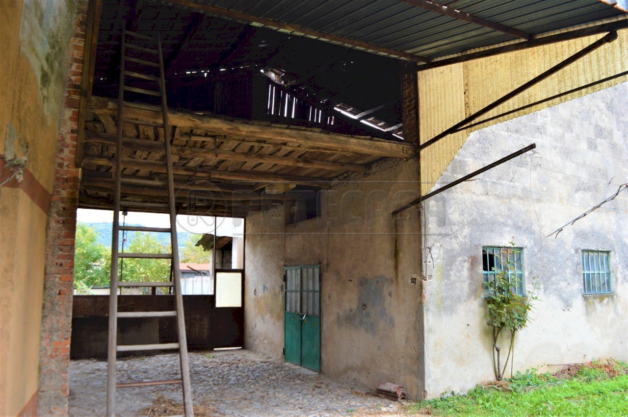 Rustico Via Villa 2, Montorso Vicentino - foto 1