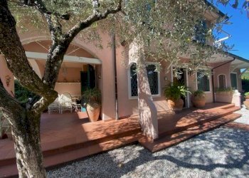 Independent house Via Ponchielli, Forte dei Marmi - photo 3