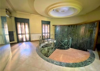 Show room Caivano - foto 9