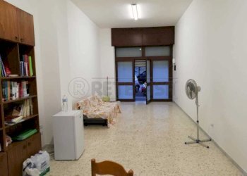 WhatsApp Image 2021-10-12 at 18.31.07.jpeg - Locale Commerciale Via XX Settembre 71, Salerno - foto 4