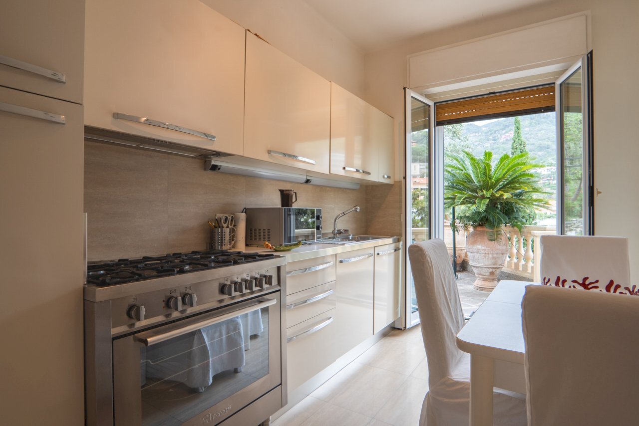 _DSC5784-HDR.jpg - Trilocale Via tetti rossi, Alassio - foto 2