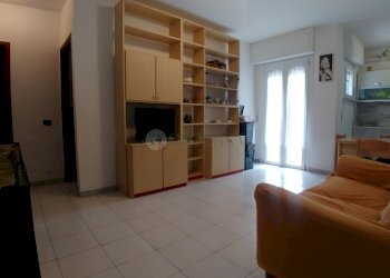 02.jpg - Appartamento Via Antonio Gramsci 33, Luni - foto 2