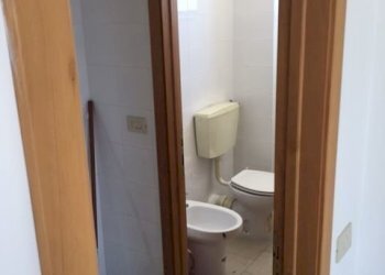 IMG-20211007-WA0011.jpg - Ufficio Via Variante Aurelia 96, Sarzana - foto 7