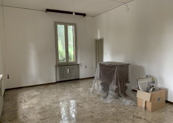 salone - Appartamento Reggio nell'Emilia - foto 2