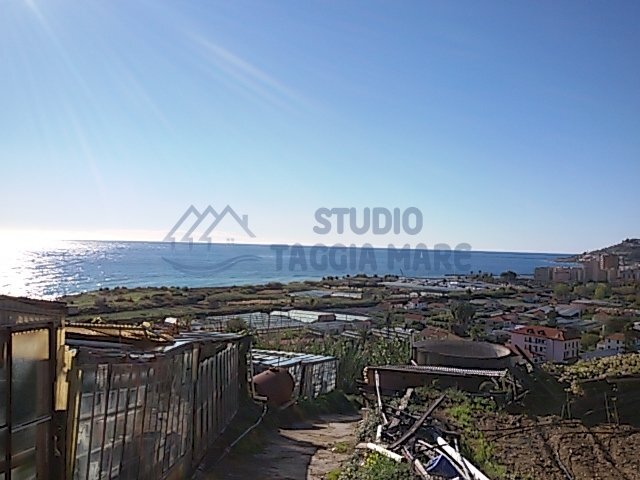 Terreno con progetto (3).JPG - Terreno edificabile Via Castello 13, Riva Ligure - foto 3