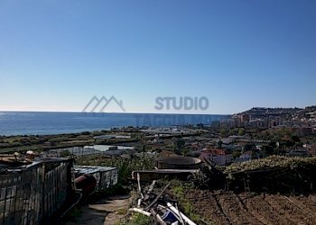 Terreno con progetto (1).JPG - Terreno edificabile Via Castello 13, Riva Ligure - foto 2