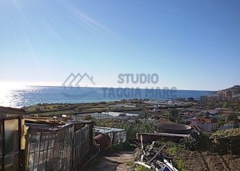 Terreno con progetto (3).JPG - Terreno edificabile Via Castello 13, Riva Ligure - foto 3