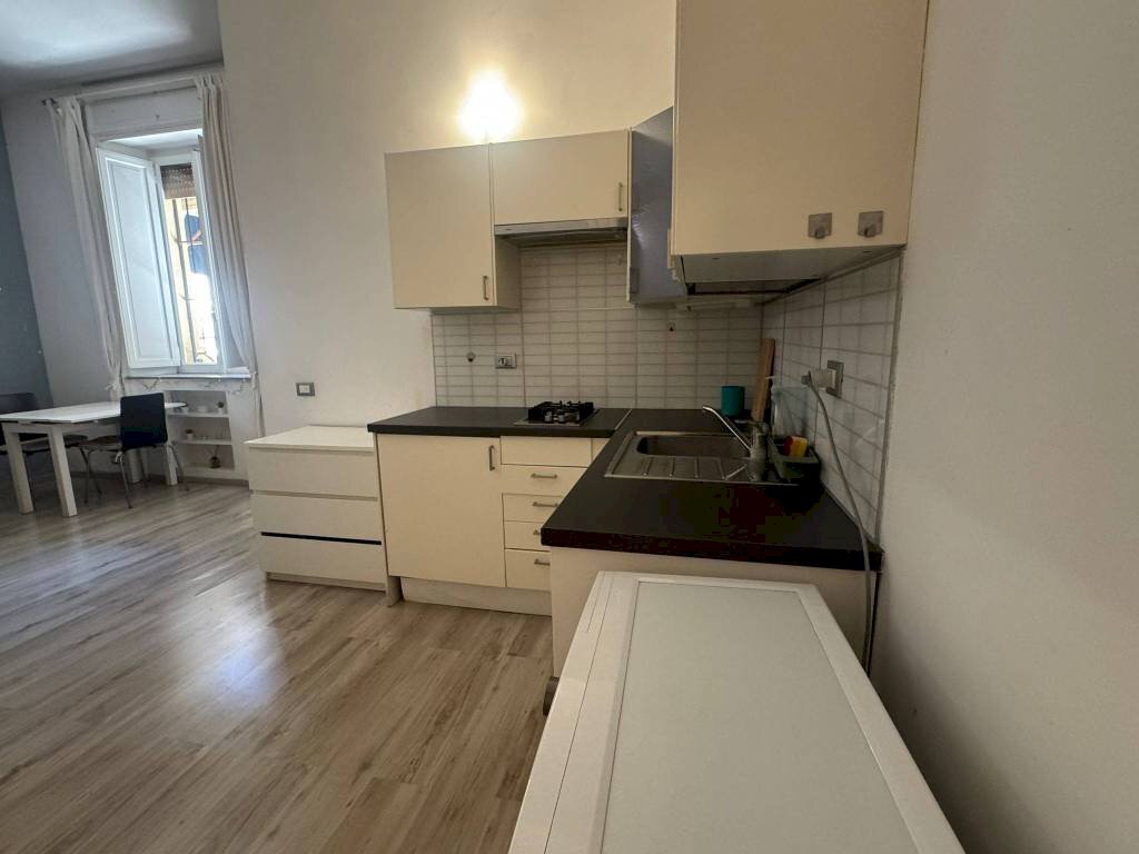 Stanza arredata - One-room apartment via Agri, 6, Roma - photo 1