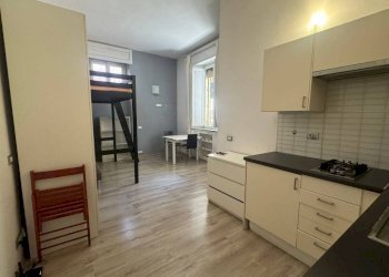Stanza arredata - One-room apartment via Agri, 6, Roma - photo 4