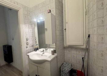 Bagno - One-room apartment via Agri, 6, Roma - photo 13