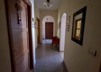 8bae63b5-48d4-474f-aa4e-e456f3a4082b.jpg - Quadrilocale VIA MONTORSOLI, Siracusa - foto 4