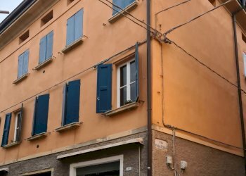 2933.jpg - Quadrilocale Reggio nell'Emilia - foto 1