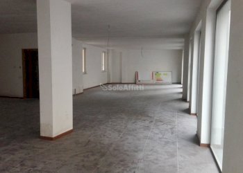 IMG_20161213_091947.jpg - Locale Commerciale Giuditta Pasta 16, Saronno - foto 3