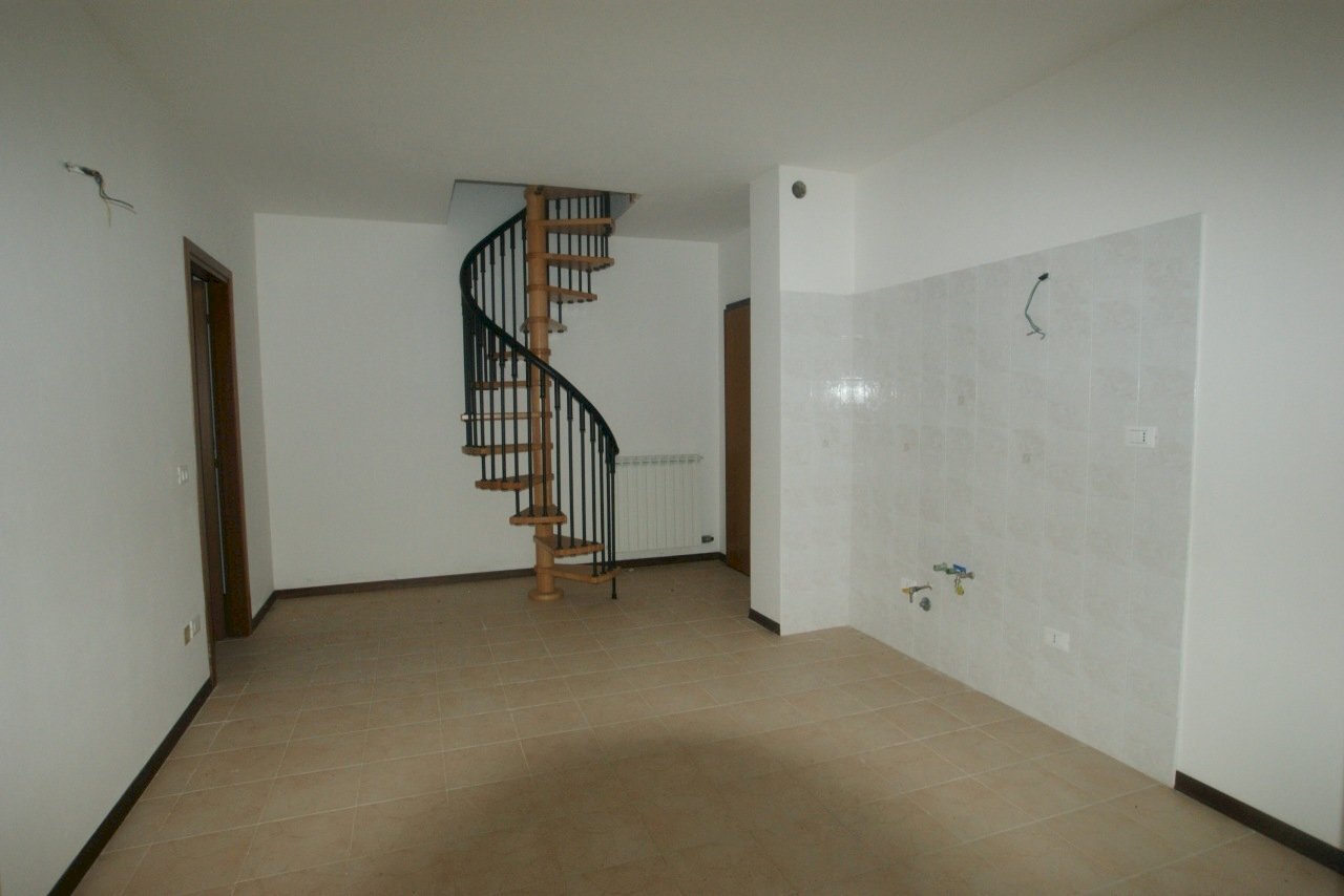 DSC02594.jpg - Attico Ameglia - foto 1