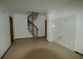 DSC02594.jpg - Attico Ameglia - foto 1