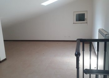 D6 sottotetto (2).jpg - Attico Ameglia - foto 9