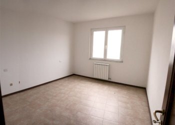 A6_camera.jpg - Attico Ameglia - foto 3