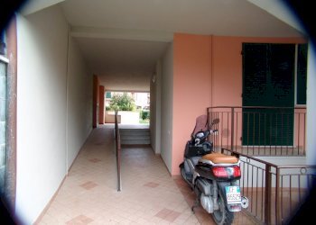 DSC09290.jpg - Attico Ameglia - foto 11