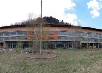 1.jpg - Albergo - Struttura ricettiva all'asta Via Rinaldo Piaggio 59, Santo Stefano d'Aveto - foto 1