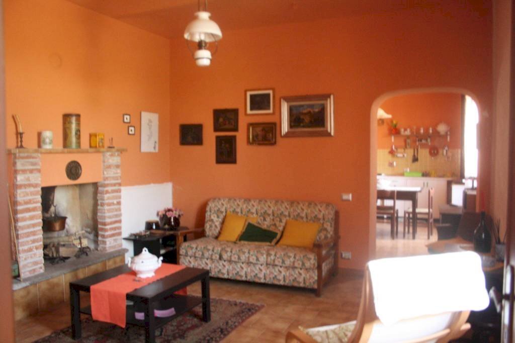 soggiorno - Rustic via Roma, Penango - photo 1