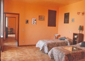 camera da letto - Rustico via Roma, Penango - foto 3