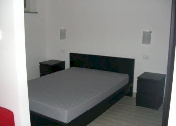 Camera da letto - Two-room apartment via Ormea Carlo Francesco, 150, Torino (neighborhood San Salvario) - photo 6