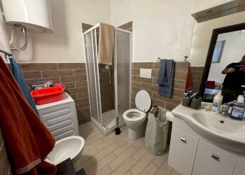 Bagno - Two-room apartment via Ormea Carlo Francesco, 150, Torino (neighborhood San Salvario) - photo 17