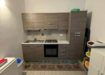 Cucina - Two-room apartment via Ormea Carlo Francesco, 150, Torino (neighborhood San Salvario) - photo 25